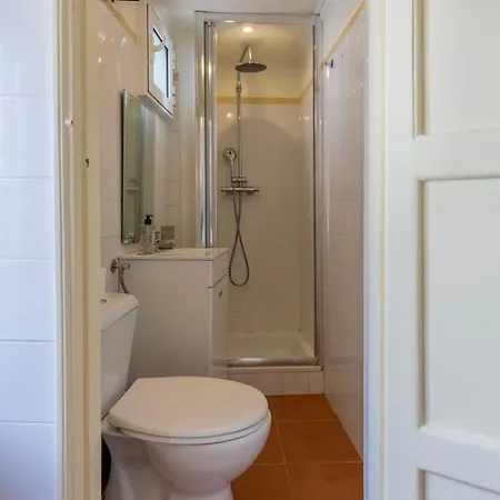 Alfama Center Flat By Lovelystay Lisbon